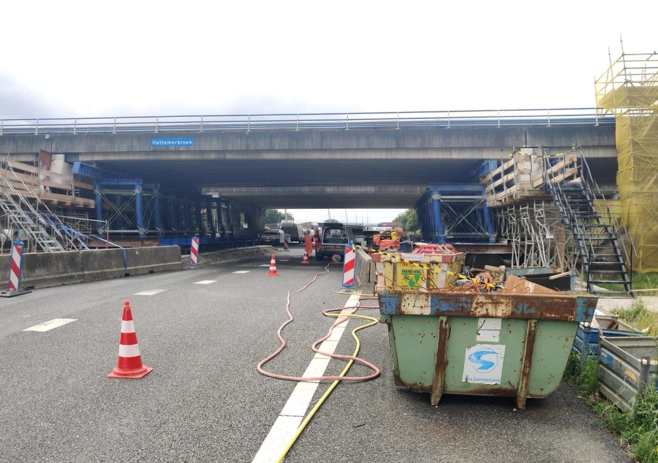 Holle ruimtes viaduct 9